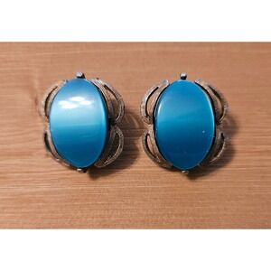 VINTAGE PAT PENDING SILVER AND Turquoise‎ Blue CLIP-ON EARRINGS - UNIQUE